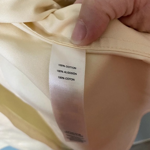 Chico's Yellow No Iron Button Up Top Women's Size 3 (US 16) - Picture 4 of 4